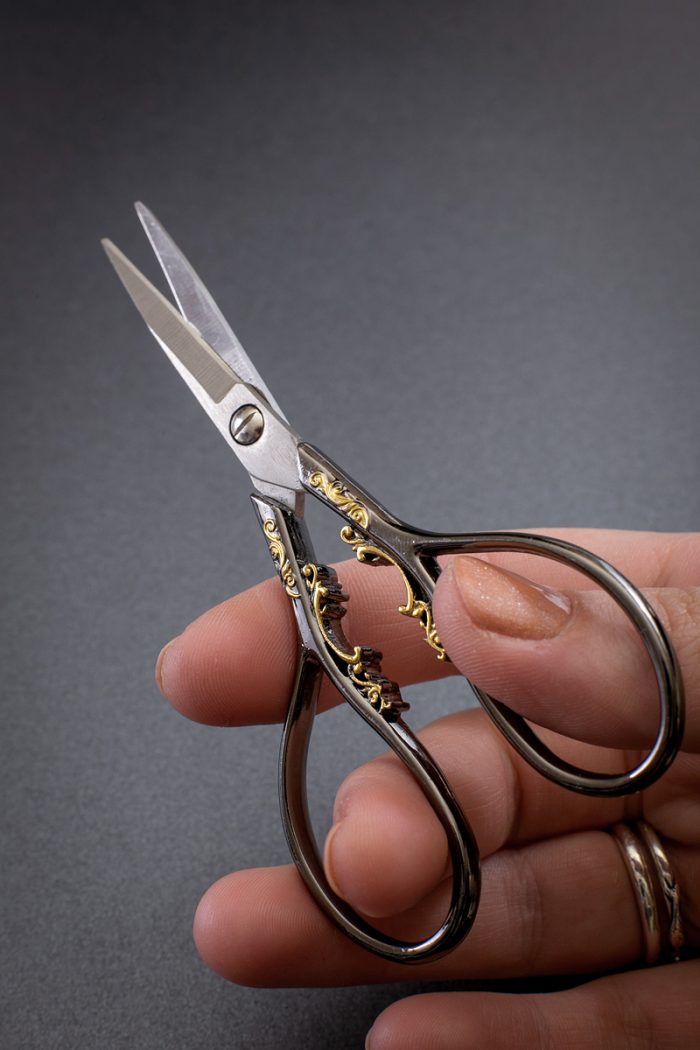 Tiny Gold Embroidery Scissors by Triumph Vanyanís